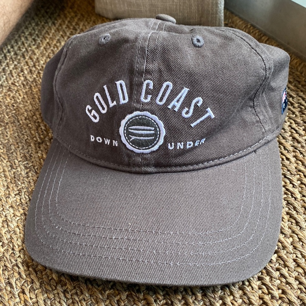 NWT Australia gold coast down under pacific creations hat